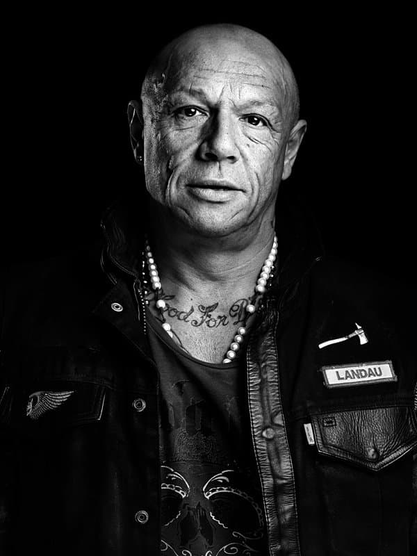 frankfurt.RAW – eine Portraitserie mit Bildnissen von 99 Frankfurter Männern – Foto 5 von 16, Jan Kocovski Photography