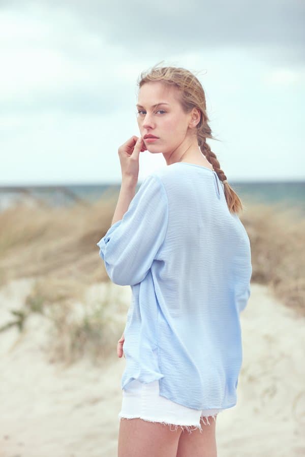 At the beach – Editorial, Fotografie Jan Kocovski